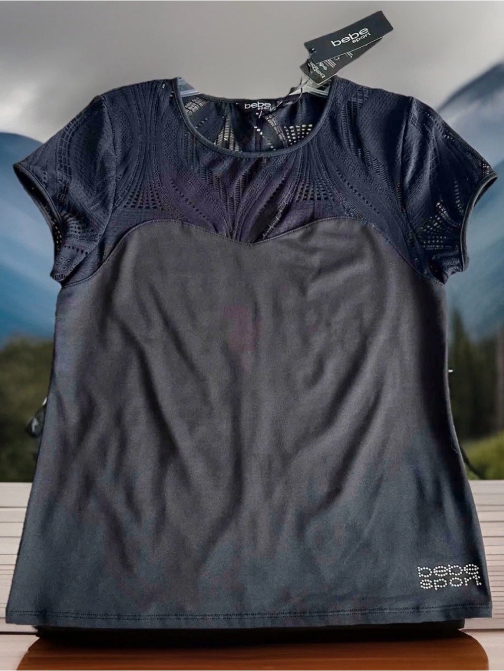 Medium New NWT Bebe Sport Active Shirt Top SS Black Lace Neck & Back Reflective